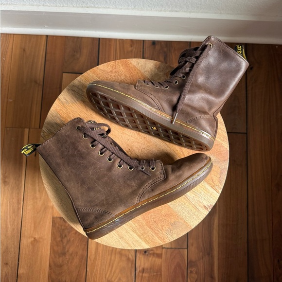 Dr. Martens Womens Brown Stratford Leather Foldover Leopard Print Boots Size 6 - Picture 4 of 9